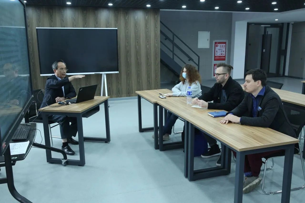 網(wǎng)絡文化傳播 學院新聞視角下的機遇與挑戰(zhàn)