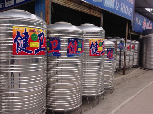 保溫不銹鋼水箱報價與廠家選擇，不銹鋼水箱拉絲工藝解析